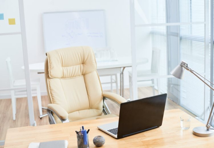 Top 5 Office Chairs & Work Desks in Muzaffarpur – Create a Comfortable Workspace at Home